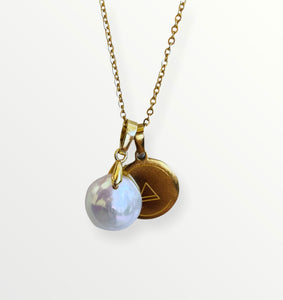 Necklace Atelier Clash medaillon & Mother of pearl.